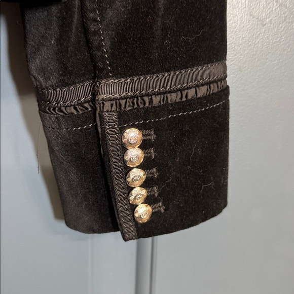 White House Black Market Black Velvet Fitted Blazer | Statement Jacket | Size 6 - Picture 9 of 9